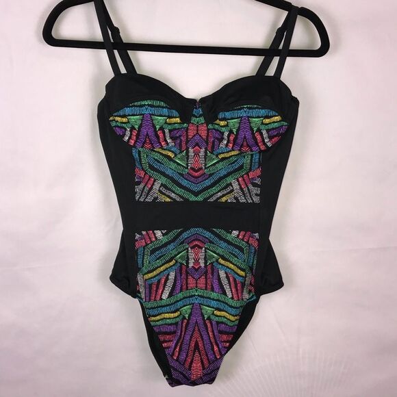 Beach Betty One Piece Swimsuit - Picture 3 of 8